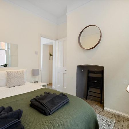 Appartamento Heart Of London: 3 Bed Near Oxford St And Subway Esterno foto